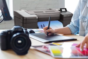 HP DesignJet Z9+ 111cm 44" Großformatdrucker mit Postscript 18
