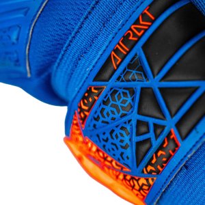 Rękawice bramkarskie Reusch Attrakt Starter Solid Junior niebiesko-czarne 5572514 4467 6,5 7