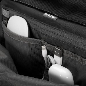 Plecak Incase A.R.C Travel Pack - Black 10