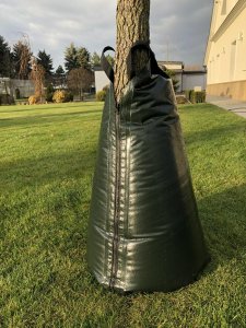TREE WATERING BAG 85l 2
