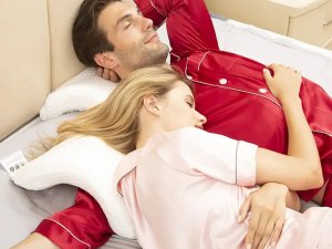 Verk Poduszka ortopedyczna z otworem na rękę do spania memory biała łukowa 6