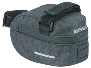 Torebka podsiodłowa BASIL DISCOVERY 365D FRAME BAG S 0.5L, mocowanie na paski, wodoodporna black melee (NEW 2024) 1