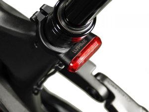 Lampka tylna do e-bike LUPINE C14 45 Lumenów, Fabryczne wyjście pod Shimano, Zintegrowana z zaciskiem sztycy, Średnica obejmy 34.9mm, Bez Czujnika ham 1