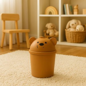 Mały kosz na śmieci w kształcie misia do pokoju dziecięcego, 1,5 l 7