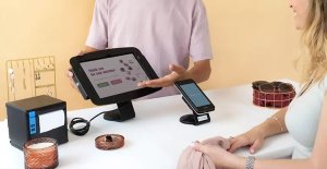 Compulocks iPad 10.2" Space Enclosure Core Counter Stand or Wall Mount Black, 25.9 cm (10.2"), Apple, iPad (7th gen.) 2019, A2197, A2200 iPad (8th gen.) 2020, A2270, A2428, A2429, A2430 iPad (9th..., Black, Aluminium, Steel, Key 11