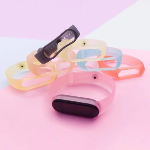 Pasek silikonowy do Xiaomi Mi Band 5 / 6 / 7 opaska - złoty 4