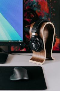 FONOTE FONOTE WHH WALNUT Stojak na słuchawki, drewniany, kolor orzech 3