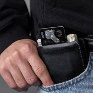 AirCard, ultra thin wallet tracker, Apple Find My compatible 6