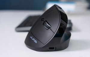 Mysz JLab Audio JBUDS ERGONOMIC Pionowa Czarny (IEUMJBERGORBLK82) 3