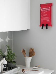 Housegard 602025, 120 x 180 cm, Glass fibre, Red, Car, Home, Office, 1 pc(s), EN 1869:1997 2