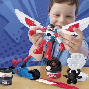 Hasbro Play-Doh Captain America Moto-Slicer 2