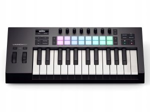 Novation Launchkey 25 MK4 MIDI keyboard 5