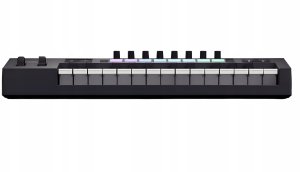 Novation Launchkey 25 MK4 MIDI keyboard 10
