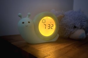 Alecto Baby Simon Snail sleep rhythm alarm clock, mint green 14