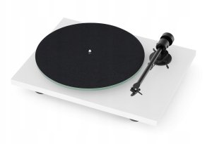 Pro-Ject T1 EVO turntable, matte white 1