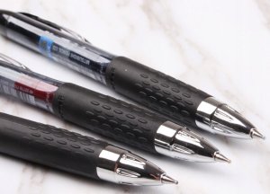 Gelpen Uni-Ball Signo 207, micro, blå 3