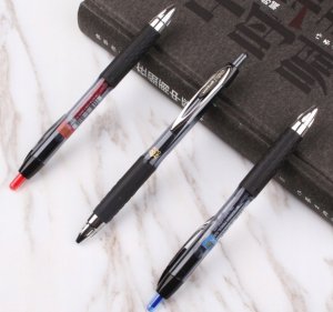 Gelpen Uni-Ball Signo 207, micro, blå 6