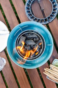 Węgiel Drzewny Do Grilla Stołowego Feuerhand 1 kg 3