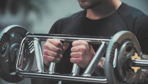 Gryf diagonalny do tricepsów 90cm 30mm 10kg 4