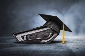 Przetwornica napięcia XENON L/P pasuje do: VOLVO V40 II, AUDI A1 8X, A3 8P, A3 8V, A4 B8, A5 8T, A6 C7, A7 C7, A8 D4, Q3 8U, Q5 8R, SEAT ALHAMBRA 7N, SKODA OCTAVIA II, OCTAVIA III 03.04-08.19 5