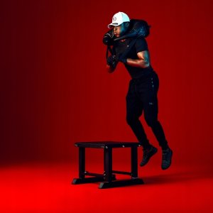 Regulowana skrzynia Plyobox czarna stal 300 kg 3