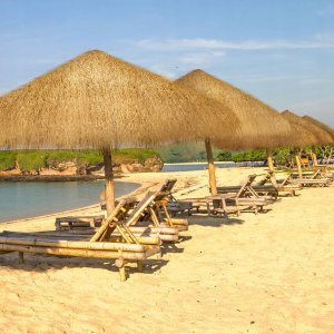 Strzecha SŁOMA SZTUCZNA na DACH Dekoracyjna 100x50cm TIKI HUTS Hawajska BAR 9