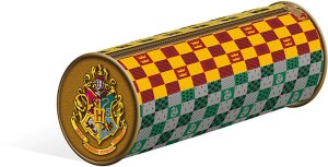 Harry Potter penalhus, Husene 1