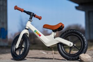 Rowerek Biegowy BOOM dla dzieci 2-5 lat Ultra Lekki Ergonomiczny BIAŁY 3