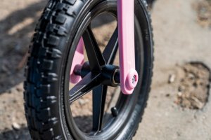 Rowerek Biegowy BOOM dla dzieci 2-5 lat Ultra Lekki Ergonomiczny RÓŻOWY 6