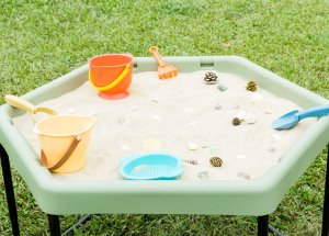 MASTERKIDZ Sześciokątny Stolik Do Zabawy Piaskiem i Wodą Regulowany 7