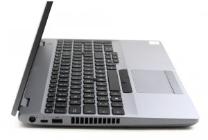 Latitude 5511 i7-10850H 32GB 512 SSD GeForce MX250 FHD IPS Win11 8