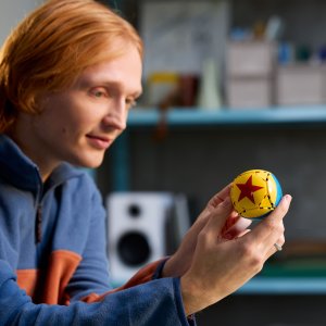 Ideas Disney Pixar Luxo Jr. (21357) 4