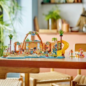 LEGO Friends Rodzinne wakacje na plaży (42673) 4