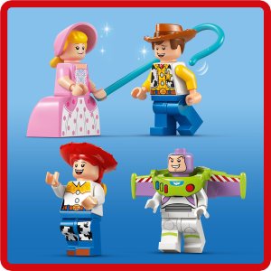 LEGO Disney Toy Story — Okolicznościowy pociąg i Pan Sterowany (43264) 6