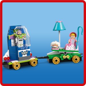 LEGO Disney Toy Story — Okolicznościowy pociąg i Pan Sterowany (43264) 7
