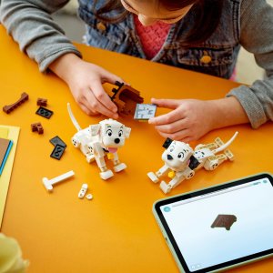 LEGO Disney 101 dalmatyńczyków — Szczeniaczki Szczęściarz i Penny (43271) 3