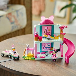 LEGO Disney Miki i przyjaciele Hotel dla zwierząt Minnie (43274) 4