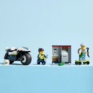 LEGO City Pościg na motocyklu policyjnym (60455) 3