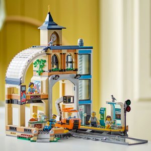 LEGO City Centralny dworzec kolejowy (60469) 2