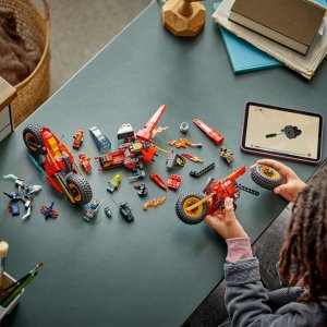 LEGO Ninjago Pojazd bojowy ninja (71844) 3