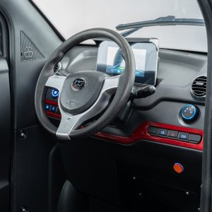 Czterokołowiec lekki, skuter elektryczny zabudowany z dachem MICRO CAR BILI BIKE SIGMA 4 LIT LiFePO4 czerwony ciemne wnętrze 10