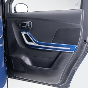 Czterokołowiec lekki, skuter elektryczny zabudowany z dachem MICRO CAR BILI BIKE SIGMA 4 LIT LiFePO4 niebieski ciemne wnętrze 14