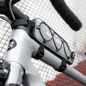 Torba sakwa rowerowa mocowana na ramę 0.9l - srebrna Torba sakwa rowerowa mocowana na ramę 0.9l - srebrna 4