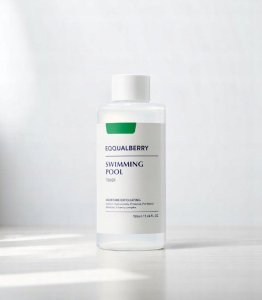 EQQUALBERRY - Swimming Pool Daily Facial Toneris - Moisturizing and Exfoliating Facial Toneris Toneris - 155ml 1