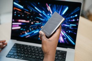 Dysk zewnętrzny SSD Verbatim TurboMetal 2TB Grafitowy (32022) 4