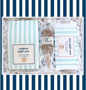 Gotowy zestaw prezentowy Biały GiftBox herbata sypana PREMIUM 20szt. kawa smakowa mix czekoladowy lizak prezent upominek podziękowanie dla mamy taty 3