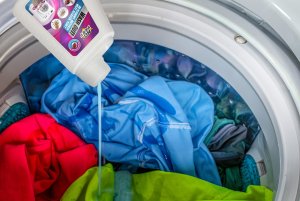 Środek Płyn Preparat do Prania na Pluskwy Roztocza Wszy Kleszcze Pchły i Ich Jaja oraz Larwy 120ml "Wash Out!" do Pralki 7