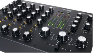 Omnitronic TRM-422 4-kanałowy Mikser Obrotowy z 3-pasmowym Izolatorem Nowy 5