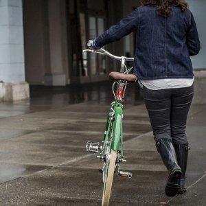 Zestaw lampki BLACKBURN DAYBLAZER przód 1500 lumenów, tył 65 lumenów (NEW 2025) 6