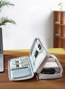ORGANIZER PODRÓŻNY TORBA ETUI NA KABLE ŁADOWARKI 8